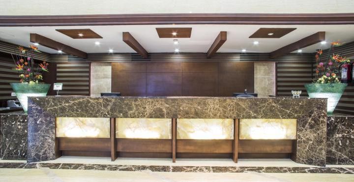 Hotel Royal Cliff Kanpur Exterior foto